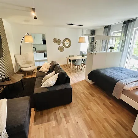 Familiennest - Grosszuegige Familienwohnung Mit Balkon *