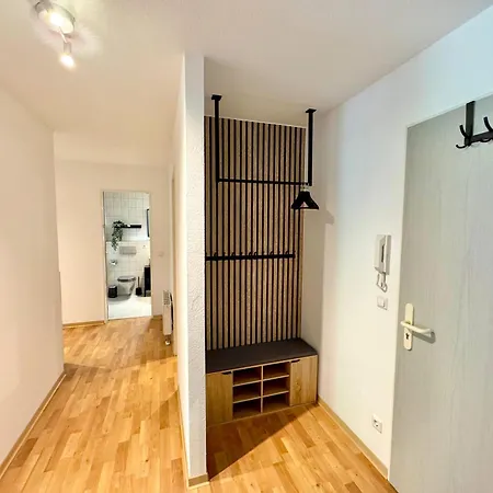 Familiennest - Grosszuegige Familienwohnung Mit Balkon * Zwenkau