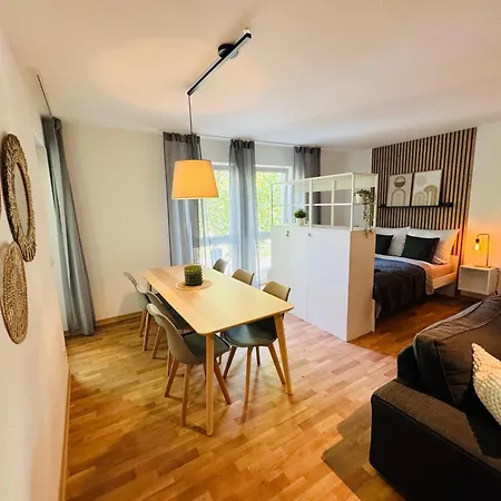 Familiennest - Grosszuegige Familienwohnung Mit Balkon *