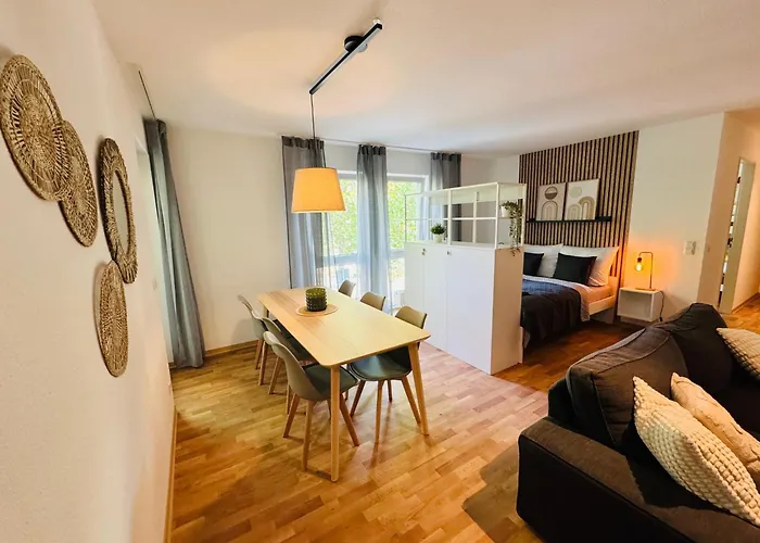 Familiennest - Grosszuegige Familienwohnung Mit Balkon *